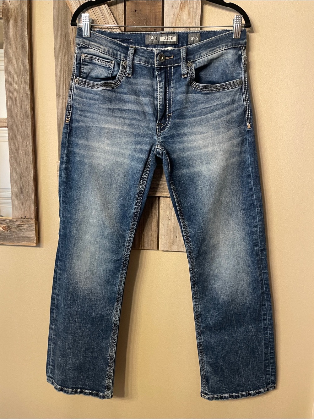NWOT BKE Men's Faded Blue Straight Jeans 32x30
